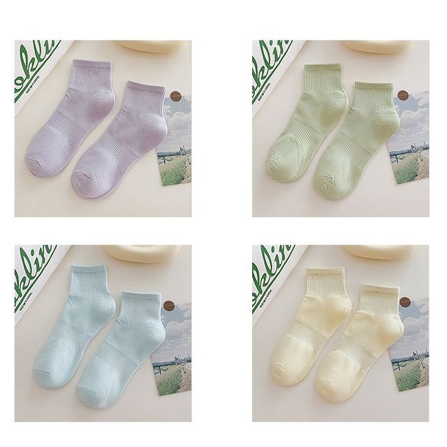 Set of 3 Pairs: Plain Ribbed Socks