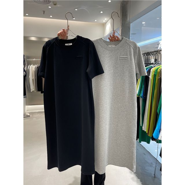 Short-Sleeve Crew Neck Plain Midi T-Shirt Dress