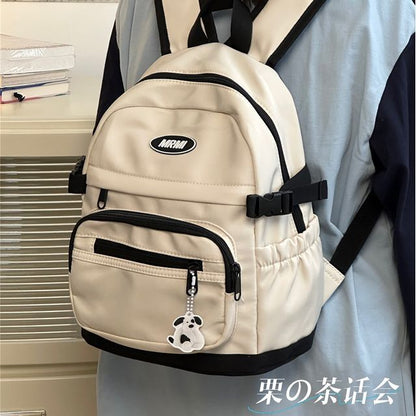 Sac à dos multi-poches avec appliques / Bijou de sac / Ensemble