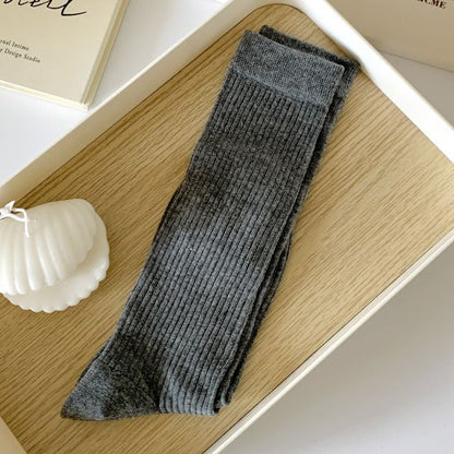 Ribbed Plain Socks