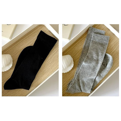 Ribbed Plain Socks