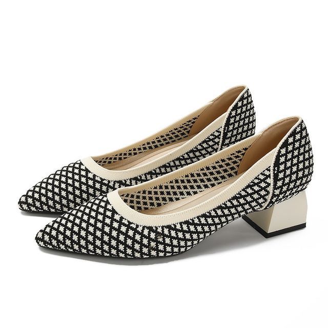 Pointed Patterned Chunky Heel Pumps