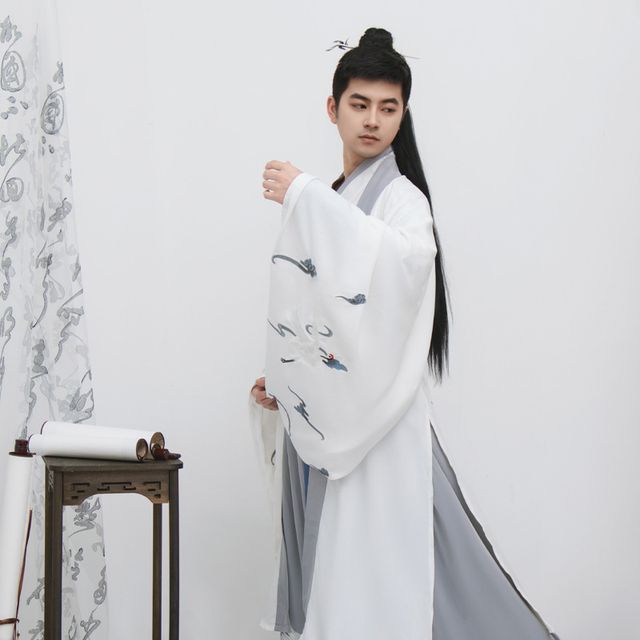 Traditional Chinese Costume Embroidered Robe / Long