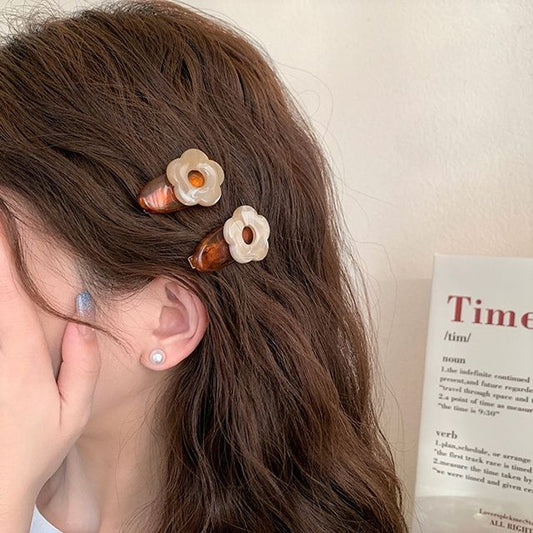 Floral Acrylic Hair Clip