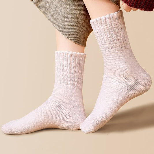 Set of 4 Pairs: Plain Socks