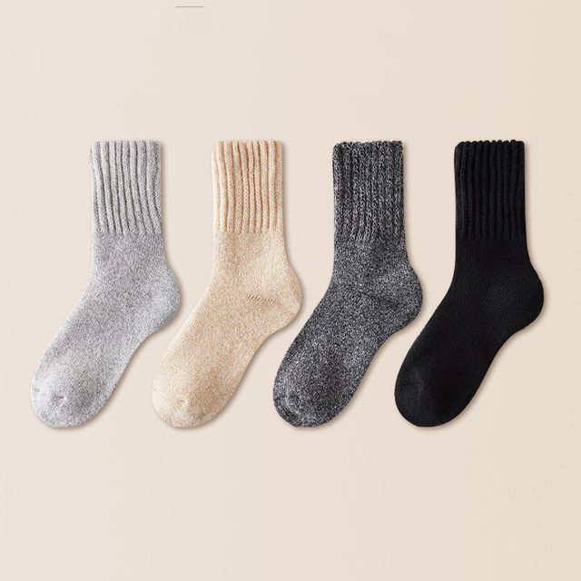 Set of 4 Pairs: Plain Socks