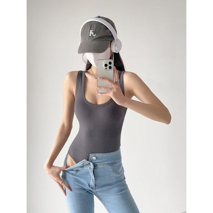 Sleeveless Plain Top Bodysuit Neck Scoop