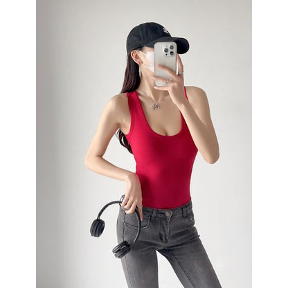 Sleeveless Scoop Neck Plain Bodysuit Top
