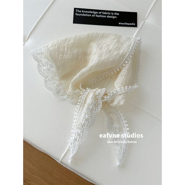 Trim Lace Headkerchief
