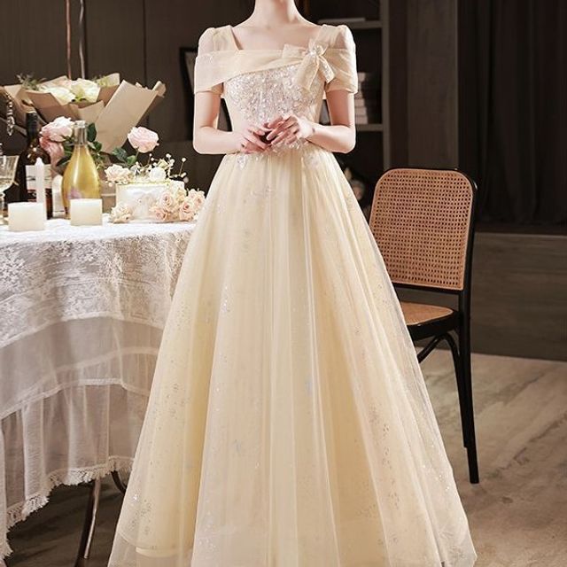 Gown Evening A-Line Mesh Neck Square Short-Sleeve