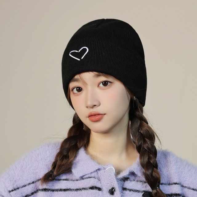 Heart Embroidered Knit Beanie