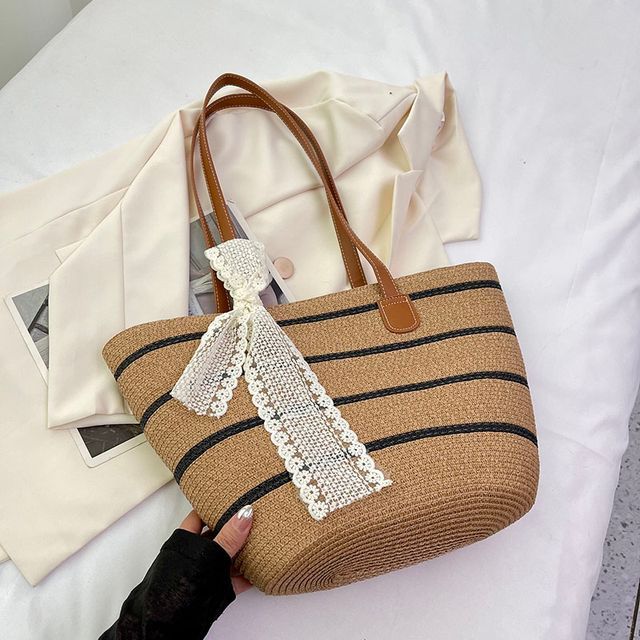 Set: Striped Straw Tote Bag + Lace Strap