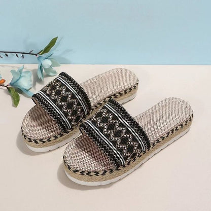 Sandals Patterned Slide Platform