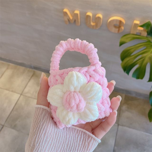 Floral Yarn AirPods / Pro Earphone Case Skin