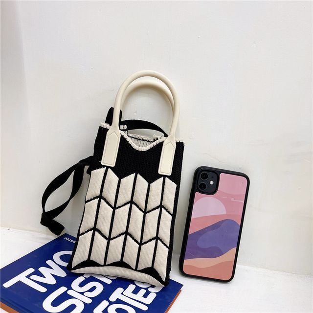 Patterned Knit Mobile Phone Crossbody Bag