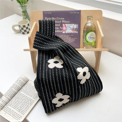 Patterned Knit Shopper Bag