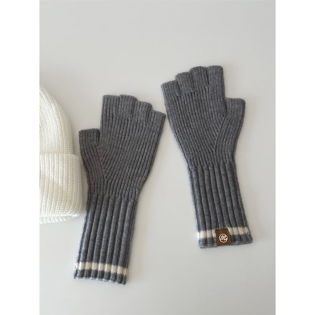 Fingerless Knit Gloves