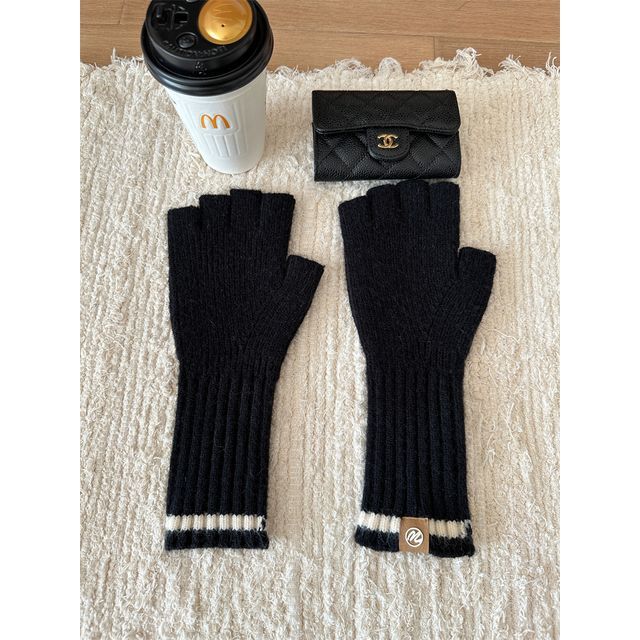 Fingerless Knit Gloves