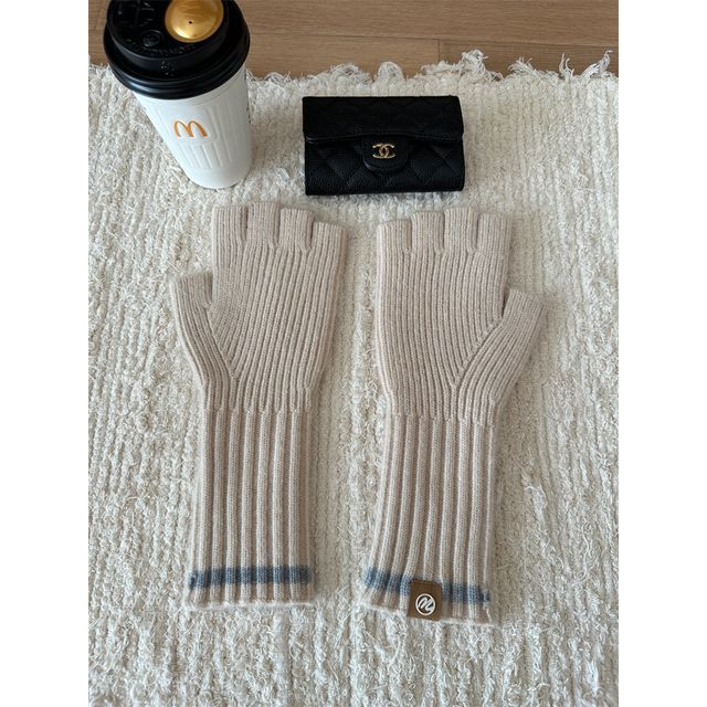 Fingerless Knit Gloves