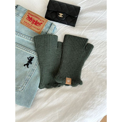 Lettering Fingerless Knit Gloves Applique