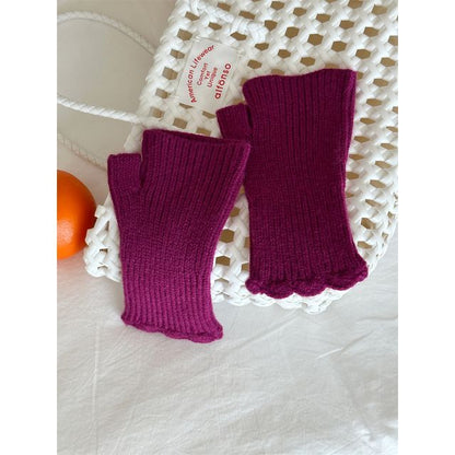 Lettering Fingerless Knit Gloves Applique