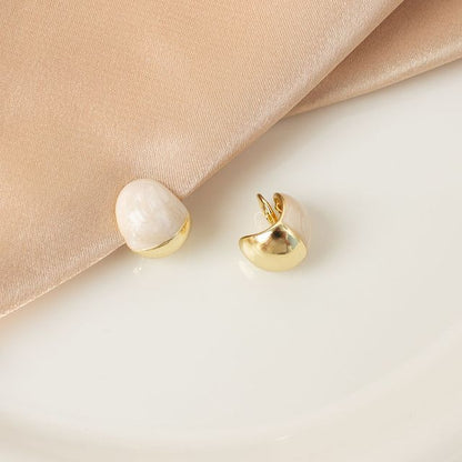 Bead Ear Stud / Clip-On Earring