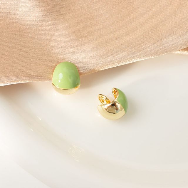 Bead Ear Stud / Clip-On Earring