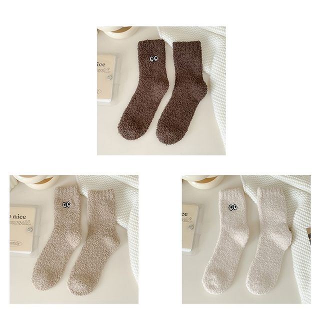 Eye Embroidered Socks Set