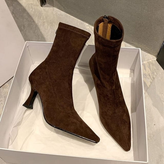 Pointed Kitten Heel Boots