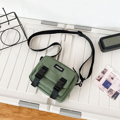 Sac bandoulière zippé avec lettrage