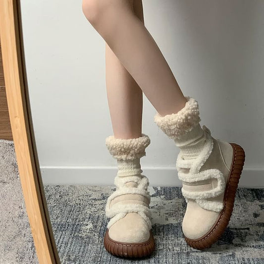 Bottes de neige courtes à plateforme et à boucles et crochets