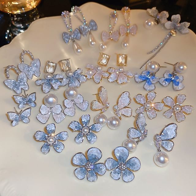 Bow / Floral Faux Pearl Alloy Earring (Various Designs)