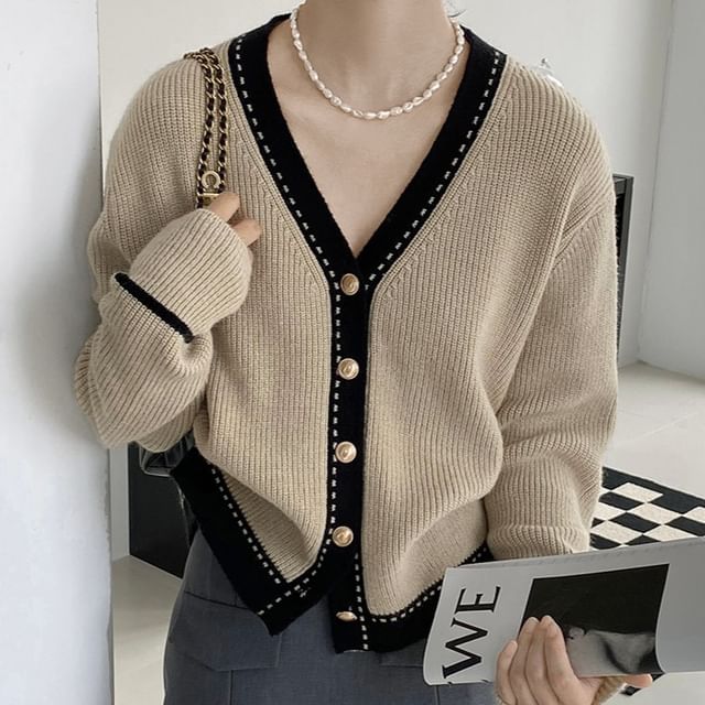 V-Neck Plain Contrast Trim Cardigan