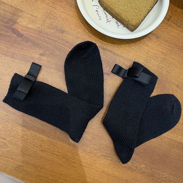 Bow Accent Socks