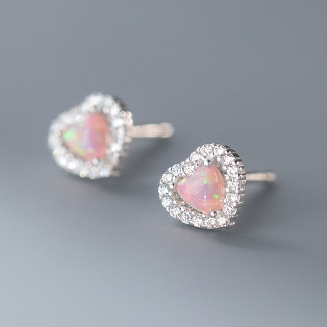 Heart Rhinestone Ear Stud