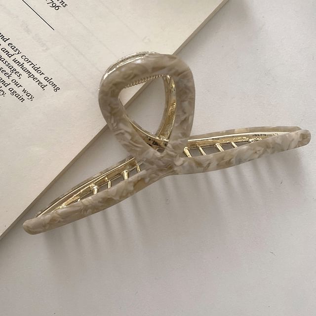 Resin Hair Claw