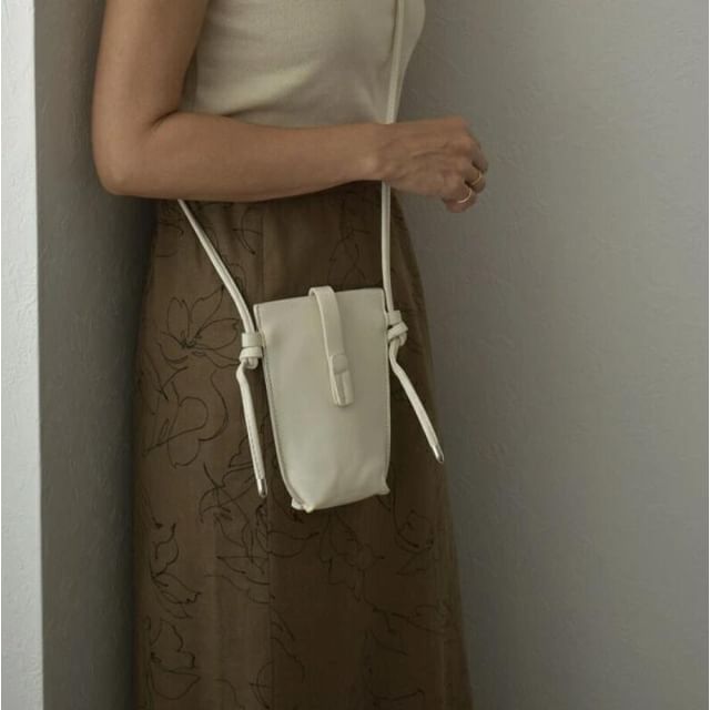 Plain Faux Leather Mobile Phone Crossbody Bag