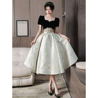 Short-Sleeve Square Neck Patterned A-Line Cocktail Dress