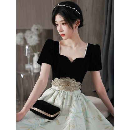 Short-Sleeve Square Neck Patterned A-Line Cocktail Dress