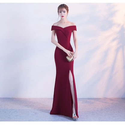 Plain Gown Mermaid Side-Slit Off-Shoulder Evening