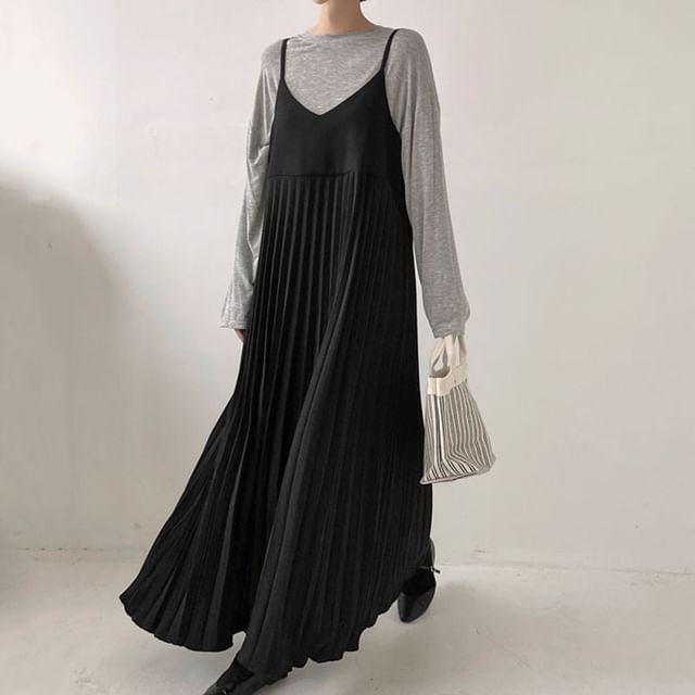 V-Neck Pleated A-Line Maxi with Thin Straps
