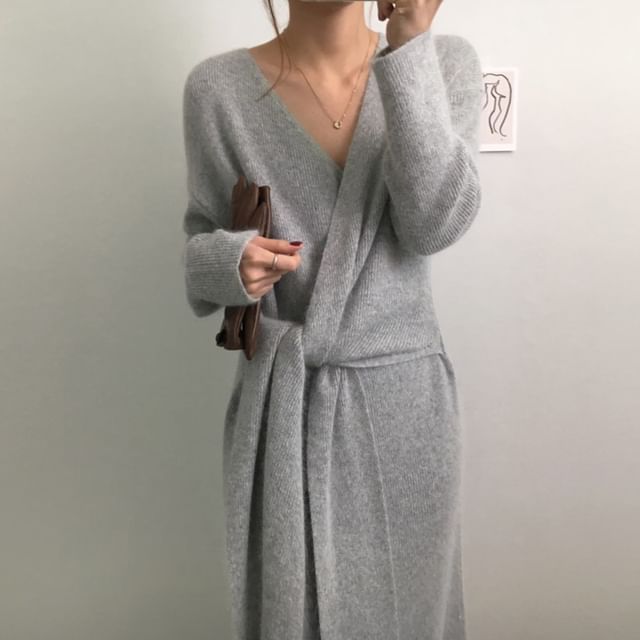 Long-Sleeve V-Neck Plain Tie Front Knit Midi A-Line Wrap Dress