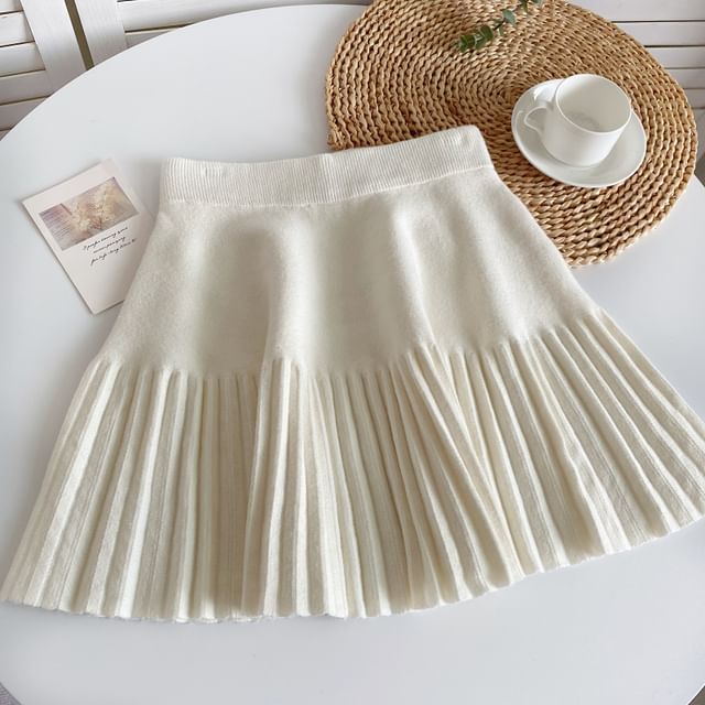 Elastic Waist Plain Accordion Pleated Mini A-Line Knit Skirt