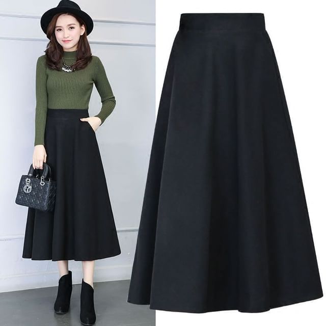 Versatile High-Rise A-Line Skirt
