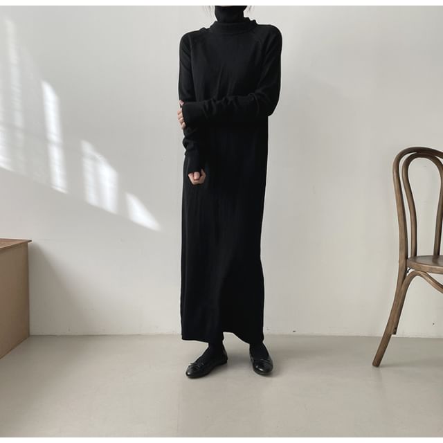Long-Sleeve Turtleneck Knit Maxi Dress