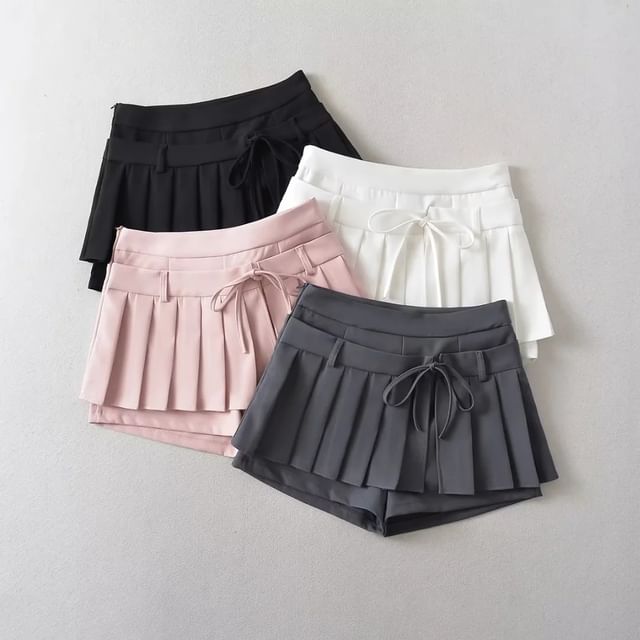 Low-Rise Solid Tie-Waist Mini Pleated Skirt