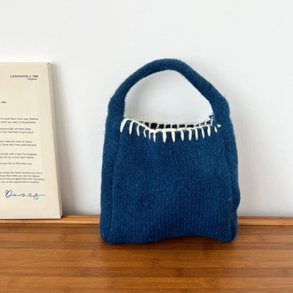 Contrast Stitch Knit Tote Bag