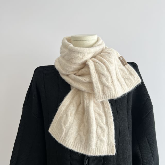 Plain Cable Knit Scarf