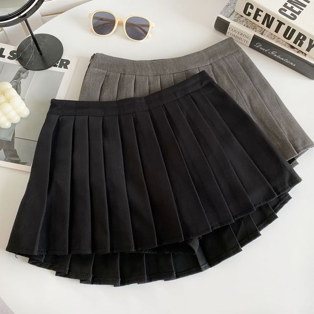 Mid Rise Plain Pleated Mini A-Line Skirt