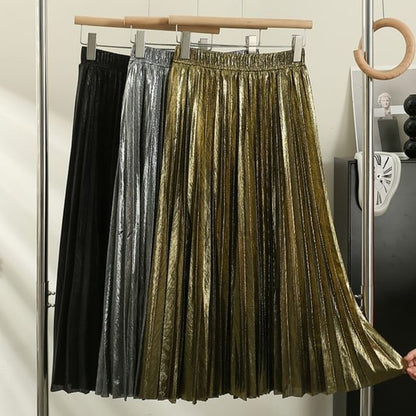 Metallic Pleated A-Line Skirt